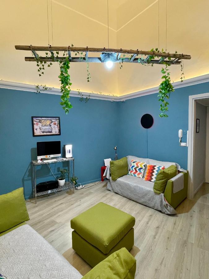 4 Balconi Rooms Paladini B&B E Appartamenti Lecce Extérieur photo