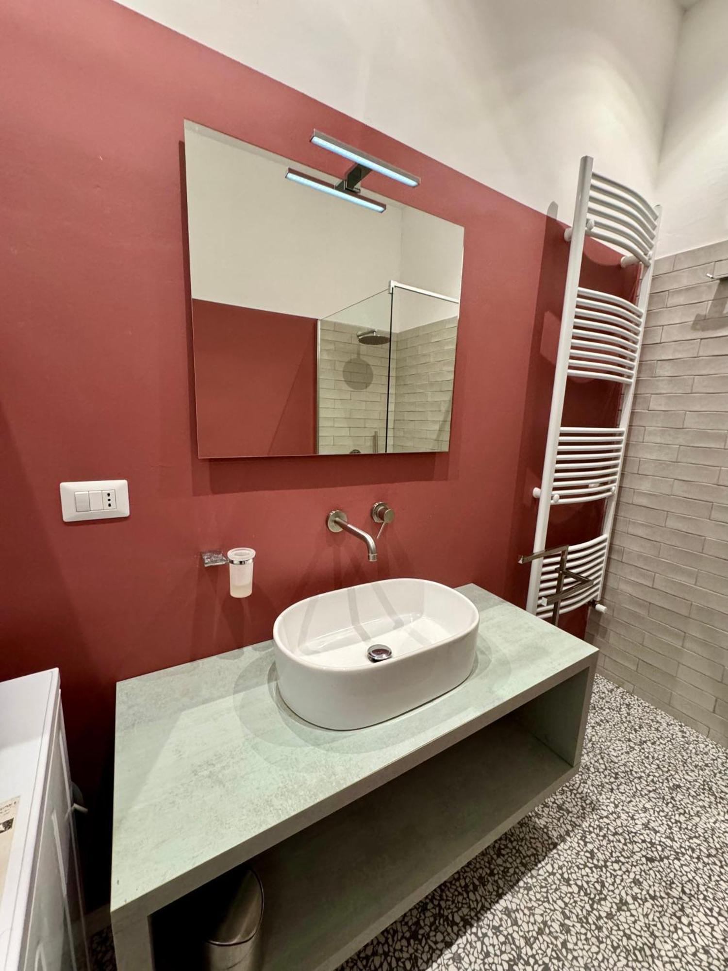 4 Balconi Rooms Paladini B&B E Appartamenti Lecce Extérieur photo